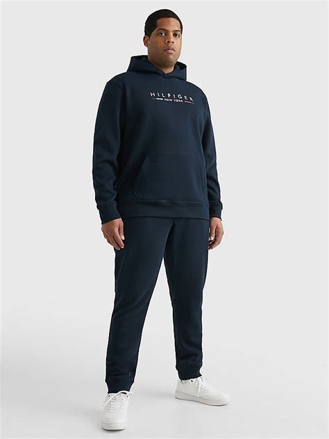 jogger tommy hilfiger hombre|men's tommy hilfiger tracksuit.